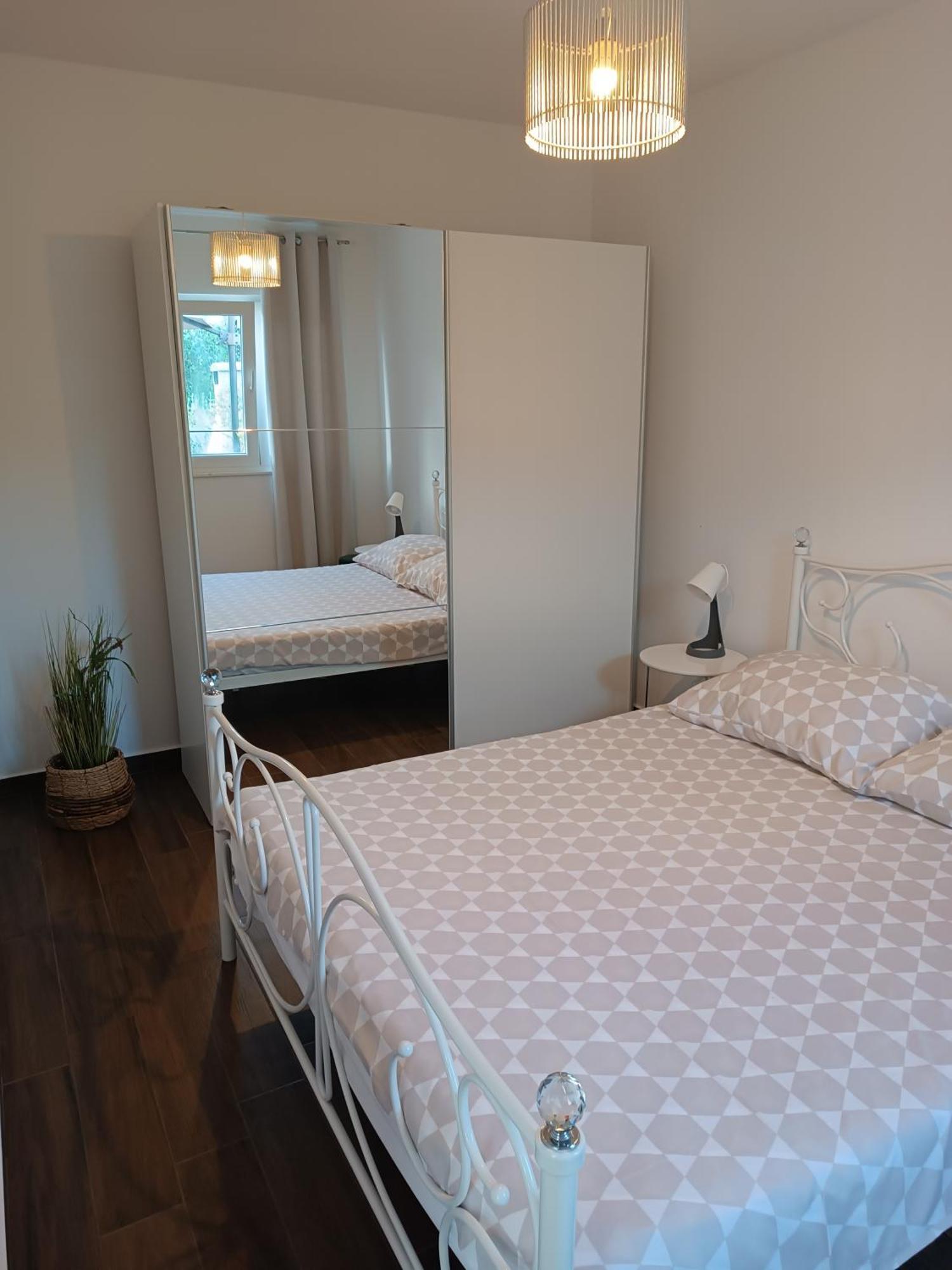 Apartman Mandi Бибинє Екстер'єр фото